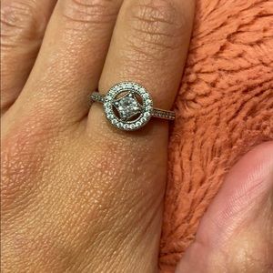 Vintage allure pandora ring